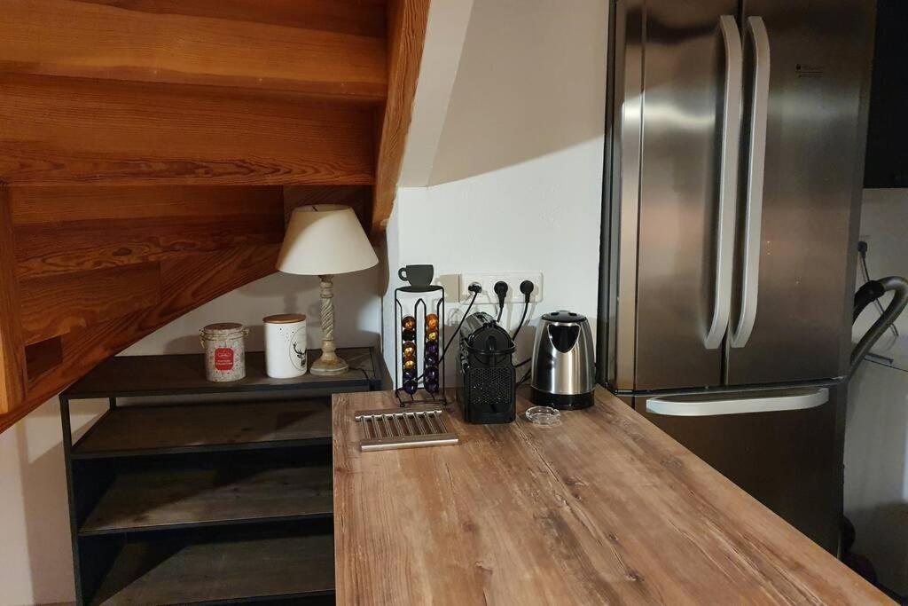 Appartement Exceptionnel 4 Etoiles Hyper Centre Albi 65 M2 Au 4Eme Etage Sans Ascenseur Avec Une Tour Du 12Eme Siecle Екстер'єр фото